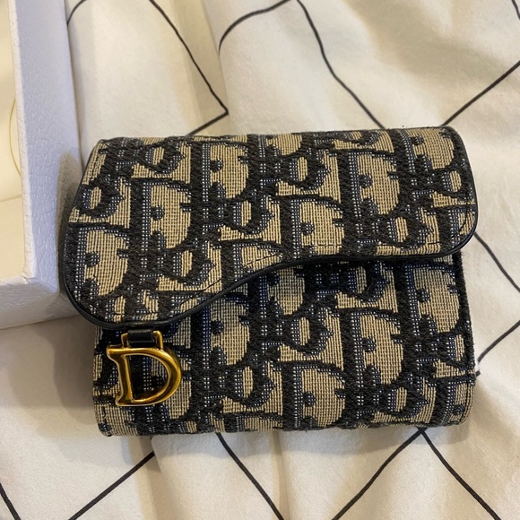 DIOR WALLET IN OBLIQUE PATTERN - LIKE NEW - Picture 5 of 6